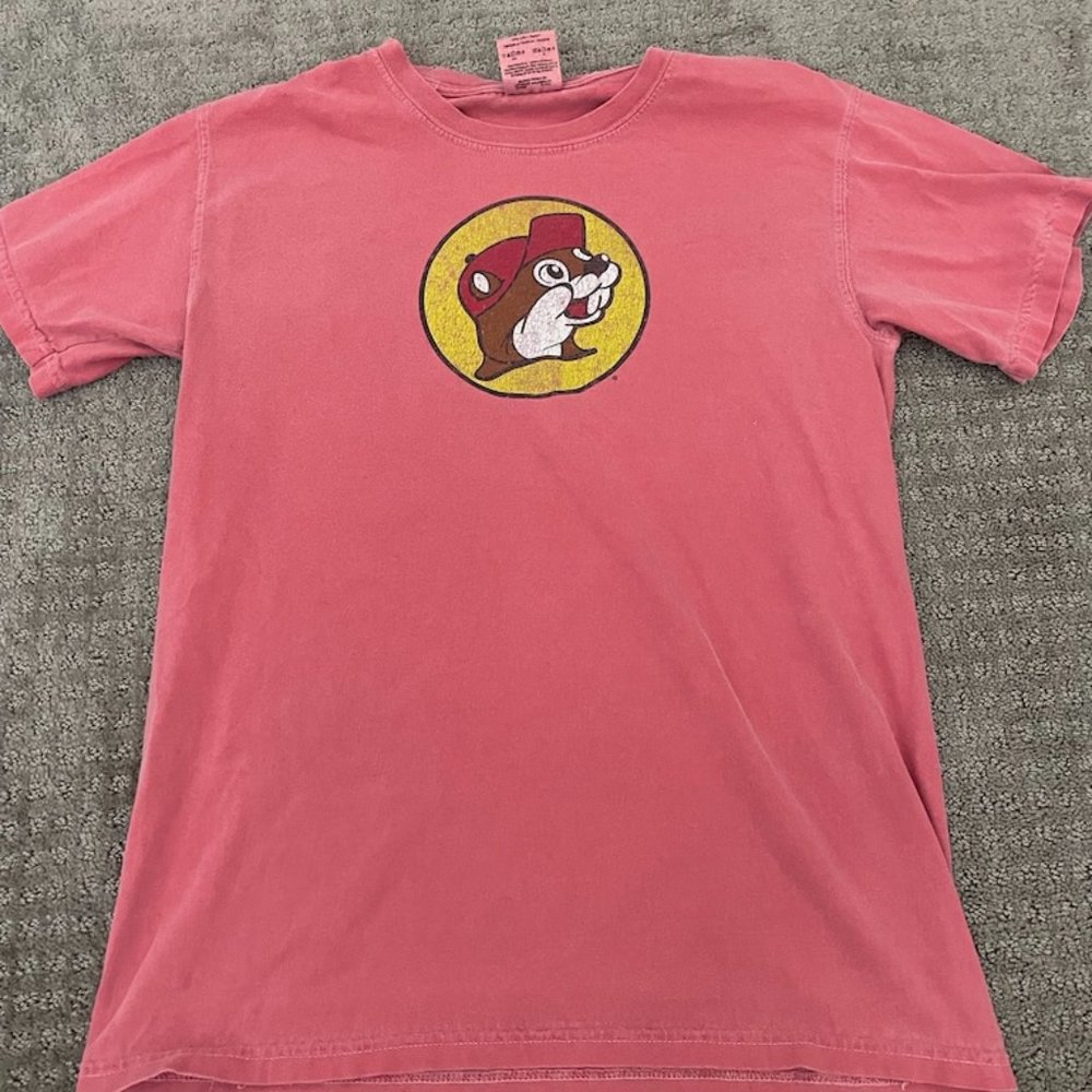 Buc-ees T-shirt